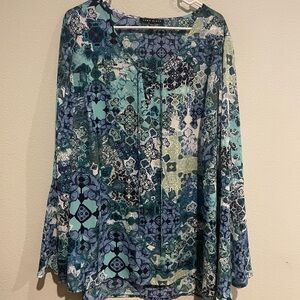 Como Black Blue Long Sleeve Relaxed Blouse with Graphic Design